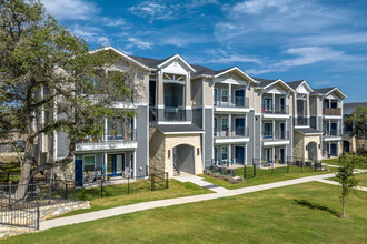 Vantage at Fair Oaks in Boerne, TX - Foto de edificio - Building Photo