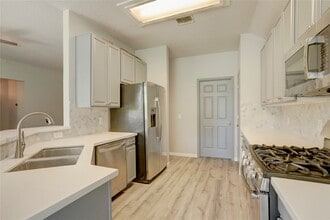 5802 Prade Ranch Ln in Richmond, TX - Building Photo - Building Photo