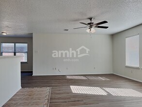 108 Quail Meadows Ln in Arlington, TX - Building Photo - Building Photo