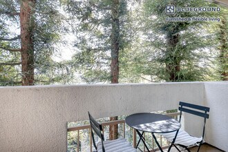 114 N Doheny Dr, Unit SI FL2-ID1033 in West Hollywood, CA - Building Photo - Building Photo