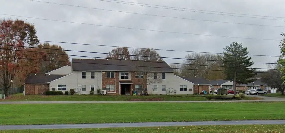 1960 Justin Way in Aberdeen, OH - Building Photo