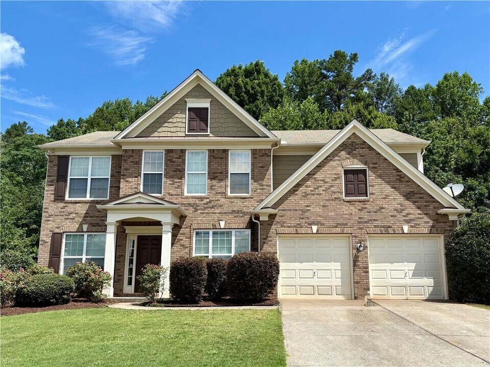 4045 Tantalum Bend in Cumming, GA - Building Photo