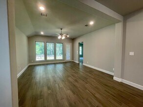 151 Harlequin Duck Ct in Magnolia, TX - Building Photo - Building Photo