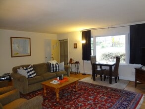 806 Woodland Ave in Chapel Hill, NC - Building Photo - Building Photo