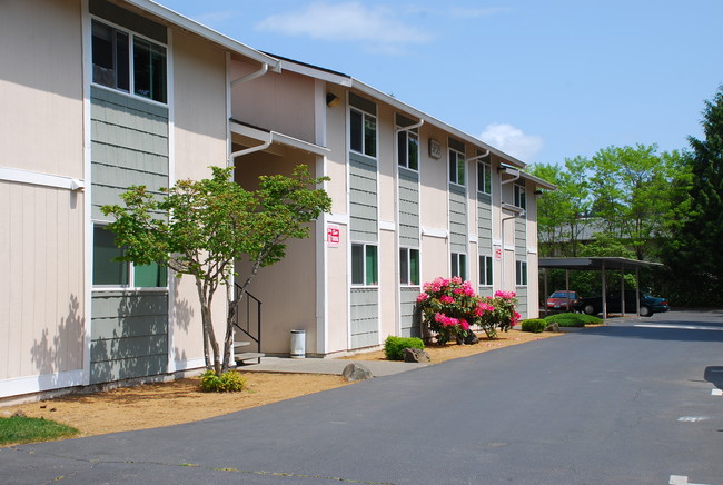 Hidden Firs Apartments in Bremerton, WA - Building Photo - Building Photo