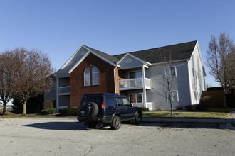 Locust Hill Apartments in Fremont, MI - Building Photo - Building Photo