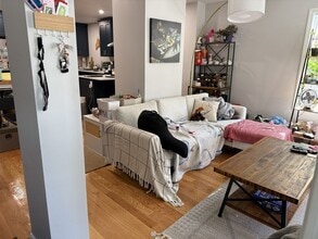 16 Hudson St in Woburn, MA - Building Photo - Building Photo