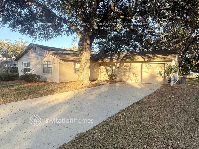 property at 4967 Magnolia Ave