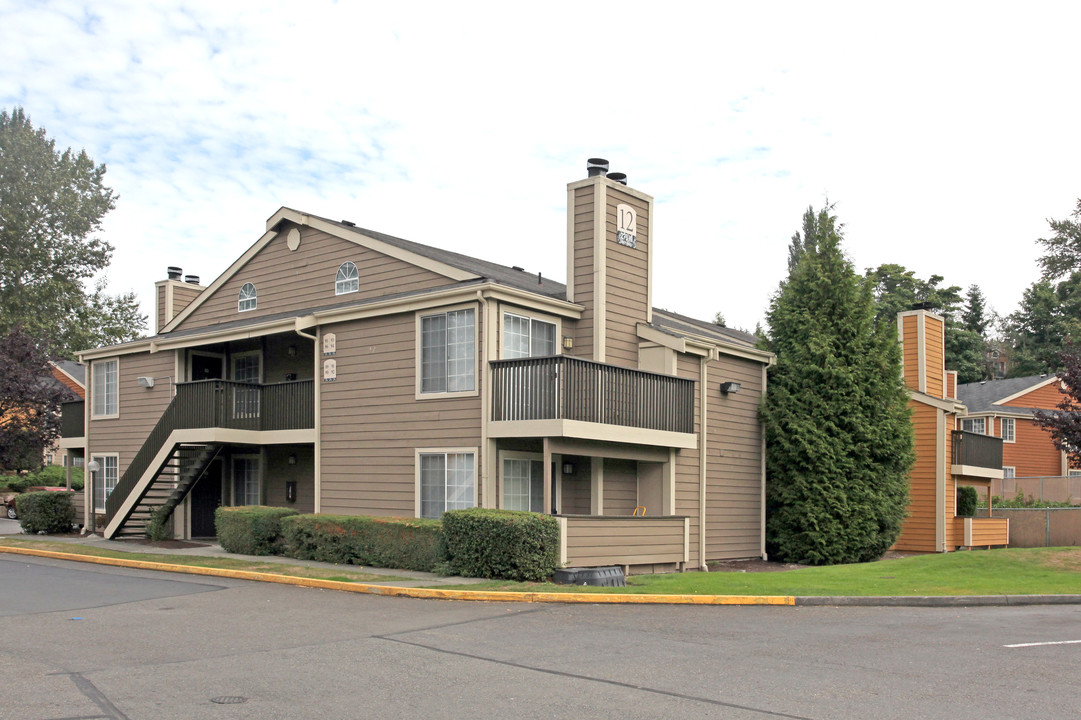 Riverstone Apartments in Federal Way, WA - Foto de edificio