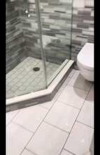 W. 97th St, Riverside Dr in New York, NY - Foto de edificio - Building Photo