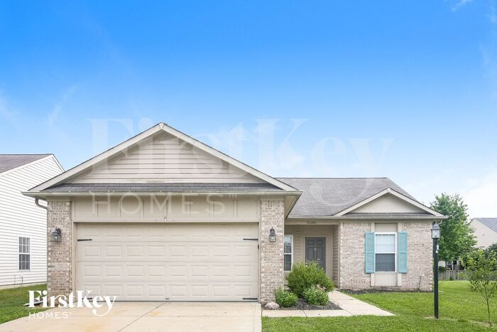 15546 Outside Trail in Noblesville, IN - Foto de edificio