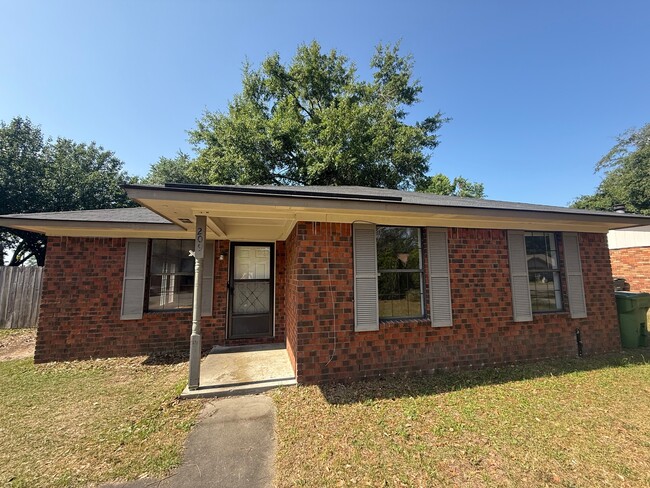 property at 209-p209 Garden Cir