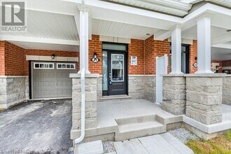 21 Melmar St in Brampton, ON - Building Photo - Building Photo
