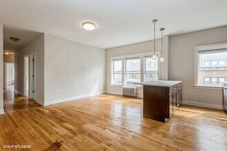 3133 W Lawrence Ave in Chicago, IL - Building Photo - Building Photo