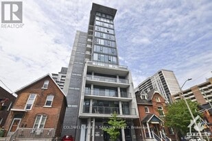 224 Lyon St. N in Ottawa, ON - Building Photo