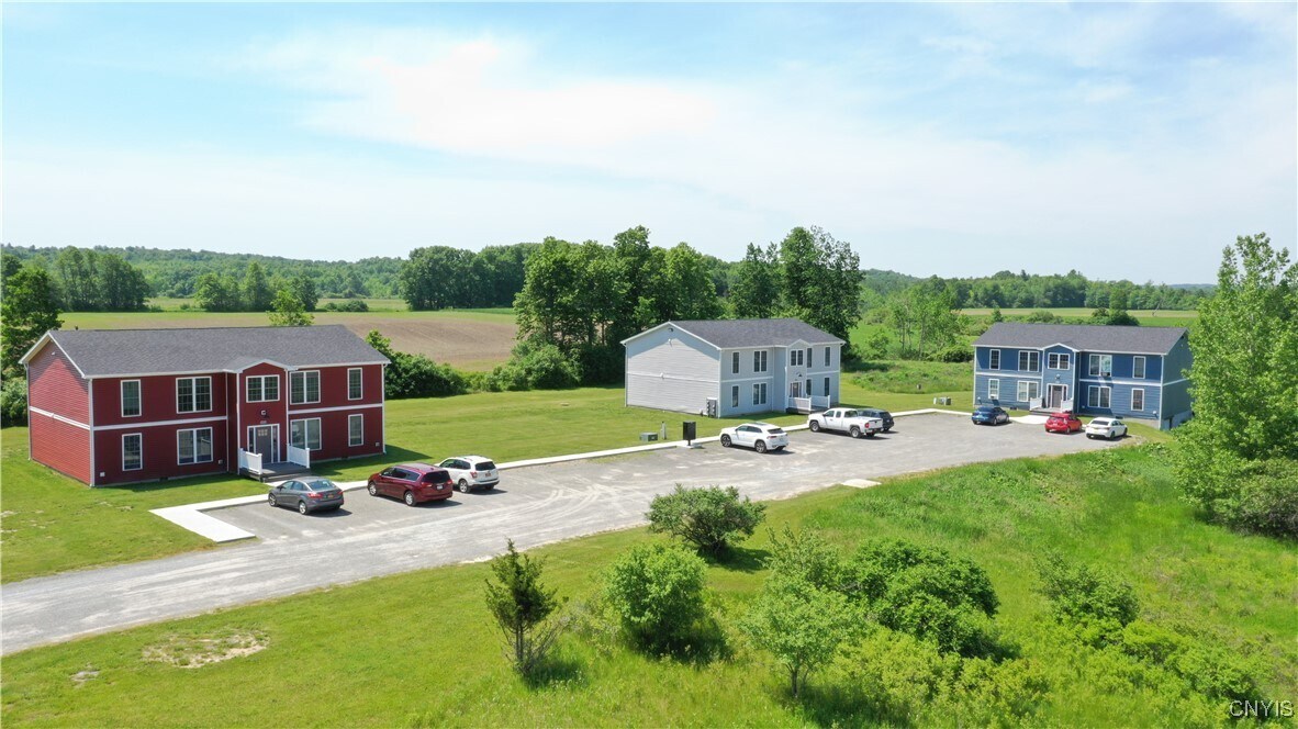 37385 Bald Rock Rd in Clayton, NY - Building Photo