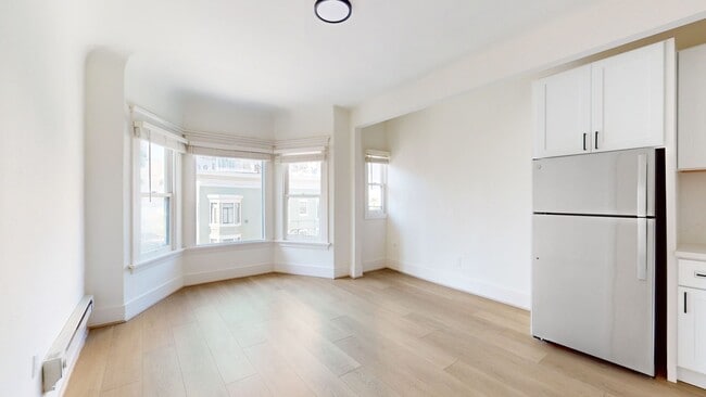 property at 903 Pine St