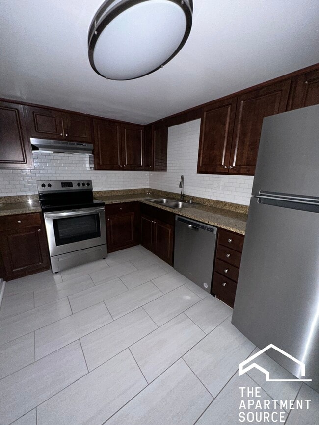 property at 525 N Quentin Rd