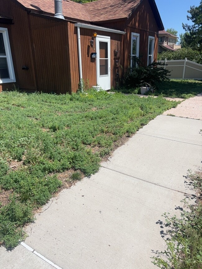 property at 900 E 19th St