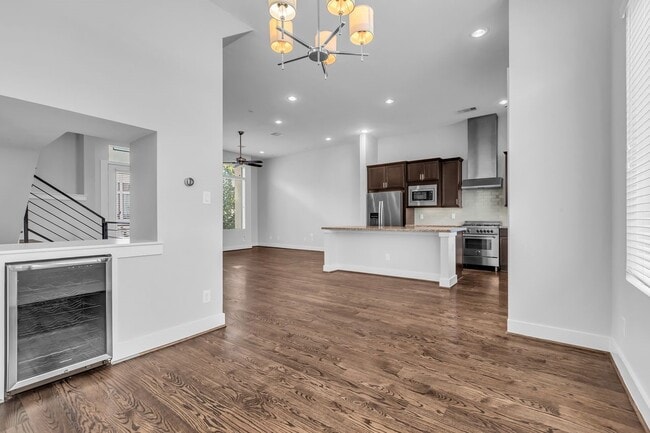 property at 1724 Ovid St