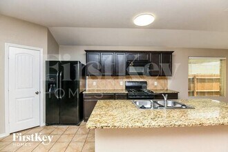 5152 Grayson Ridge Dr in Fort Worth, TX - Building Photo - Building Photo