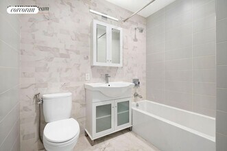 991 Ocean Ave in Brooklyn, NY - Building Photo - Building Photo