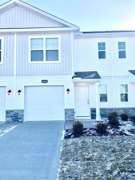 6369 Bellmouth Rd in Galloway, OH - Foto de edificio - Building Photo