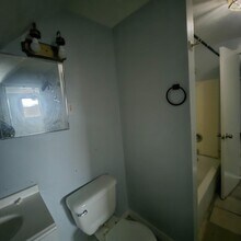 3205 W 120th St in Cleveland, OH - Building Photo - Building Photo