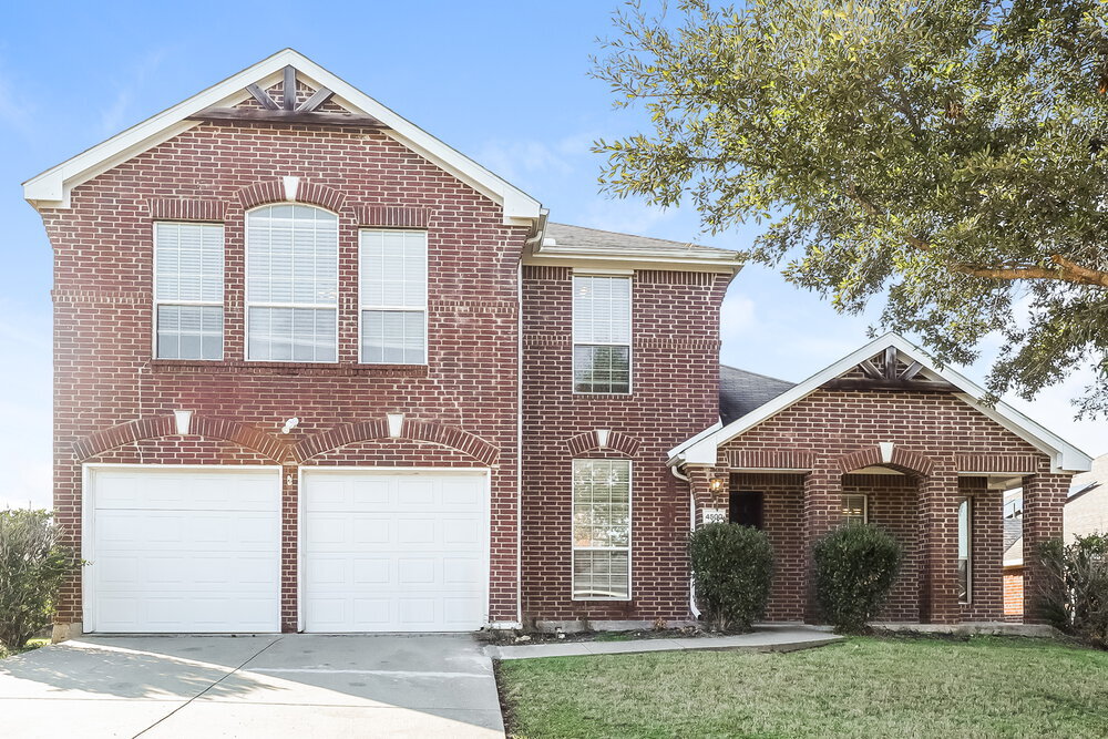 4500 Clear Lake Ln in Mesquite, TX - Building Photo