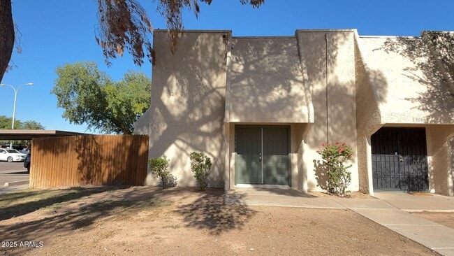 property at 5902 W Golden Ln