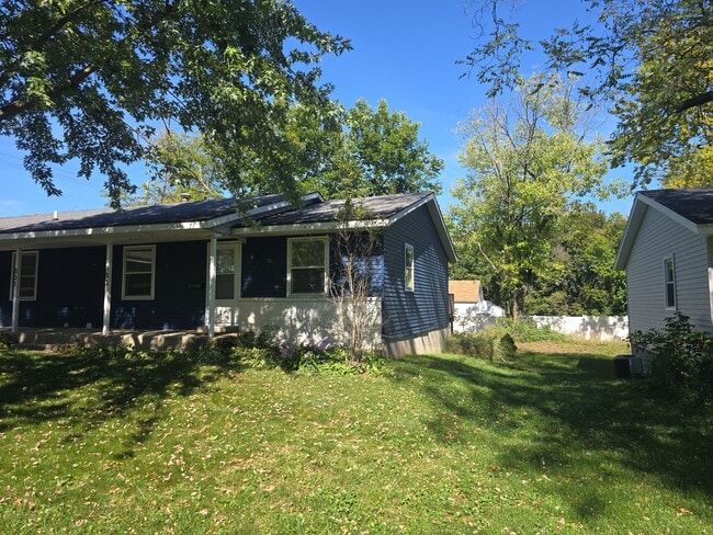 803 Fountain St NE in Grand Rapids, MI - Building Photo - Building Photo