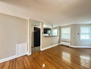 6776 Blakemore St-Unit -B in Philadelphia, PA - Building Photo - Building Photo