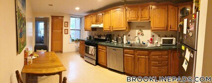 1901 Beacon St in Brookline, MA - Building Photo - Building Photo