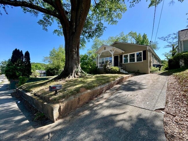 29 Chappell Rd NW in Atlanta, GA - Building Photo - Building Photo