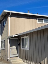 1161 Driftwood Terrace, Unit B in Gilroy, CA - Building Photo