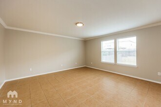 11331 Fine Design in San Antonio, TX - Foto de edificio - Building Photo