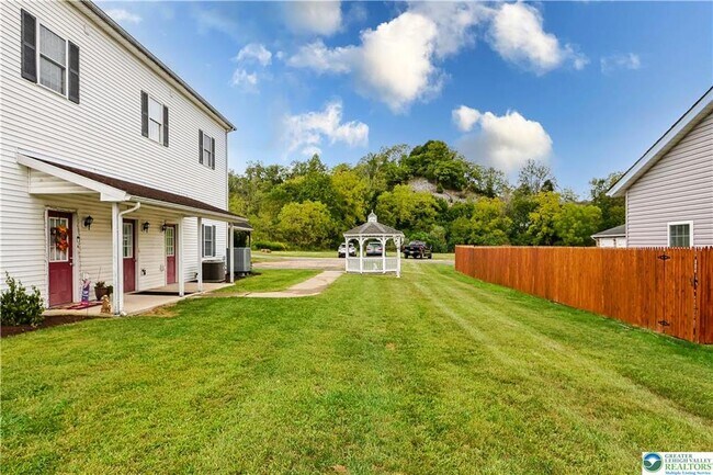 4029 Main St in Slatedale, PA - Building Photo - Building Photo