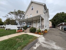 30 Stuart Ave in Norwalk, CT - Building Photo