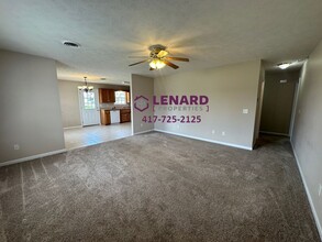 415 Bradford in Bolivar, MO - Foto de edificio - Building Photo