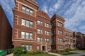 5524-5526 S. Everett Avenue in Chicago, IL - Foto de edificio - Building Photo