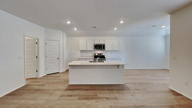 16208Harvester Drive in Piedmont, OK - Building Photo - Building Photo