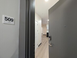 55 N Main St, Unit 509 in Rochester, NH - Building Photo - Building Photo