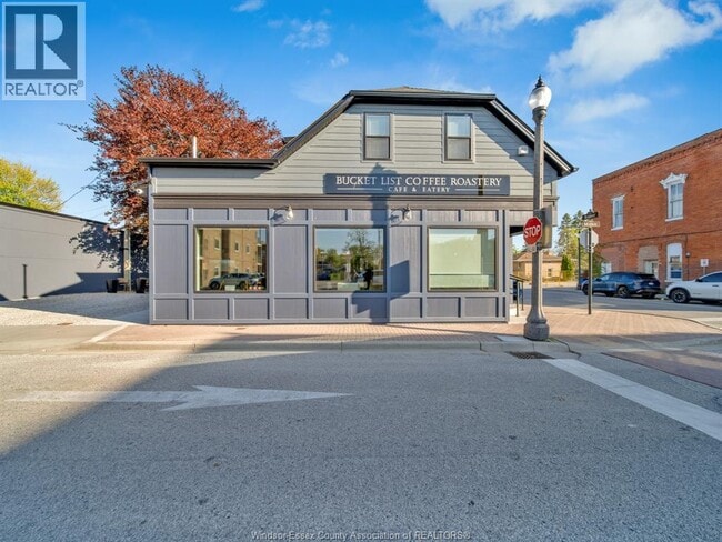 property at 79 Murray St