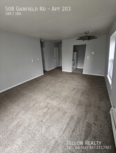 508 Garfield Rd in Fox Lake, IL - Building Photo - Building Photo
