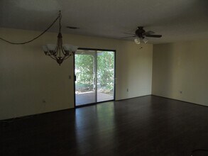 20984 Old 44 Dr in Redding, CA - Building Photo - Building Photo