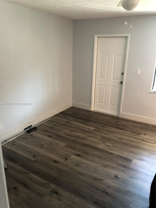 1016 NE 17th Ave in Fort Lauderdale, FL - Building Photo - Building Photo