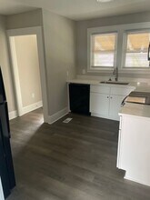 635 W Northwest Blvd in Winston-Salem, NC - Building Photo - Building Photo