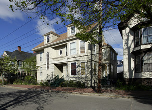59 Pine St in Portland, ME - Foto de edificio - Building Photo