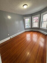 271 Massachusetts Ave in Providence, RI - Building Photo - Building Photo