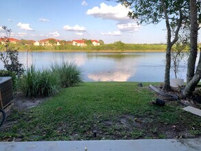 223 SW 120th Ave in Pembroke Pines, FL - Foto de edificio - Building Photo